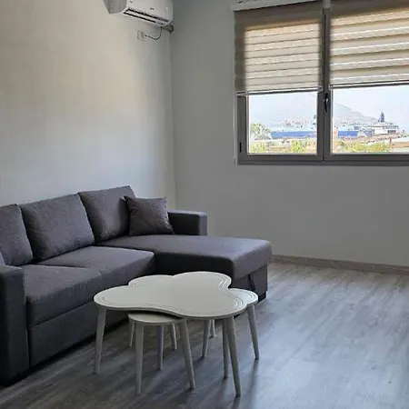 Vlora Apartament 公寓